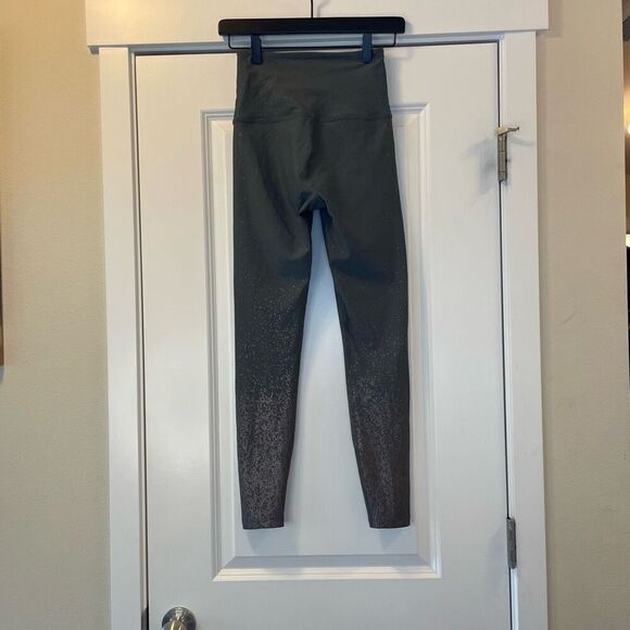 Beyond Yoga Space Dye Leggings size Small - Picture 4 of 10